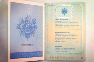 Un passeport sur le dark web